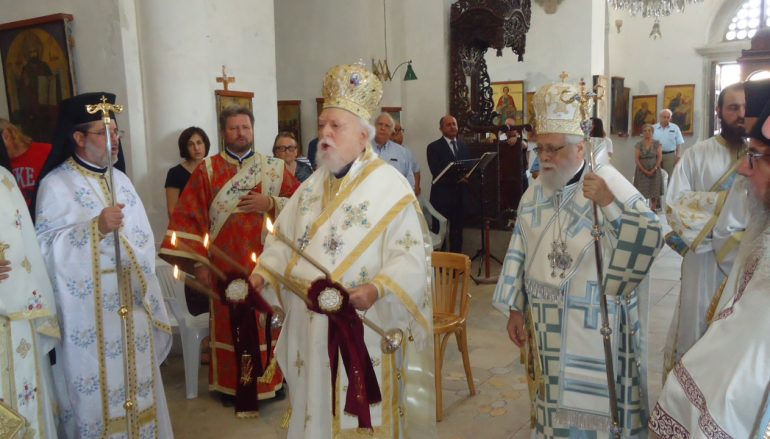Αρχιερατικό Συλλείτουργο στην Ι. Μονή Αγίου Βαρνάβα στα Κατεχόμενα (ΦΩΤΟ)