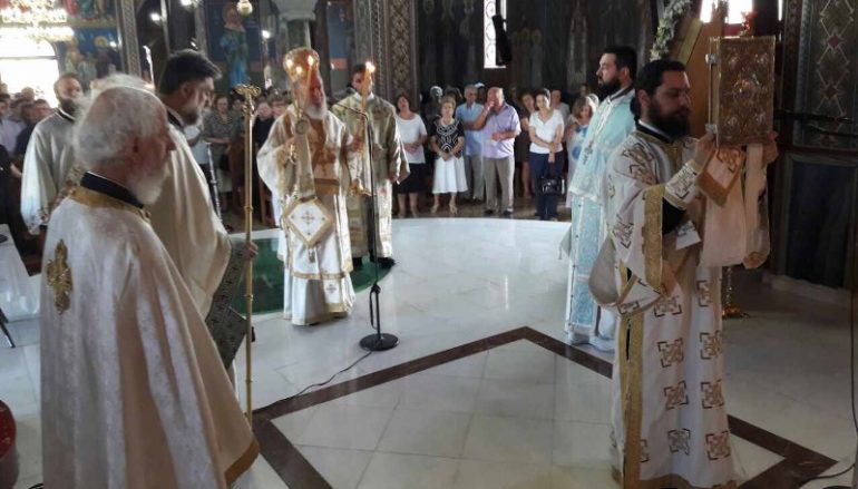Αρχιερατική Θ. Λειτουργία στον Ι. Ναό Ευαγγελιστρίας Κανήθου (ΦΩΤΟ)