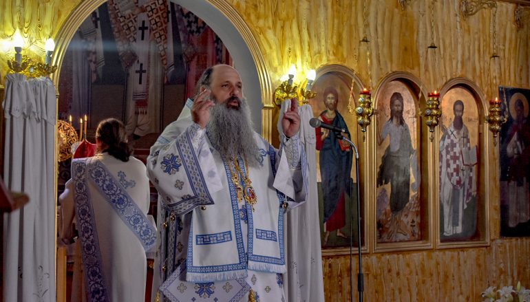 Ο Μητροπολίτης Σταγών στον Ι. Ναό Κοιμήσεως Θεοτόκου Μαυρελίου (ΦΩΤΟ)