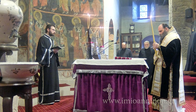 Προηγιασμένη Θ. Λειτουργία από το Μητροπολίτη Ιωαννίνων (ΦΩΤΟ)