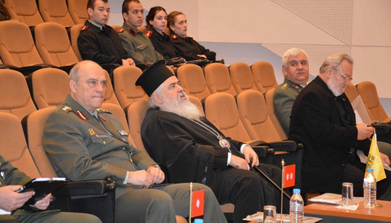 Ο Μητροπολίτης Νεαπόλεως στο 424 Στρατιωτικό Νοσοκομείο (ΦΩΤΟ)
