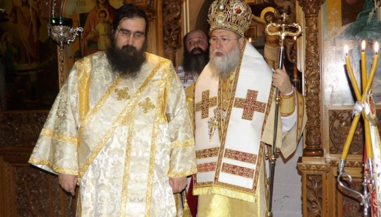 Χειροτονία Διακόνου από τον Μητροπολίτη Κορίνθου (ΦΩΤΟ)
