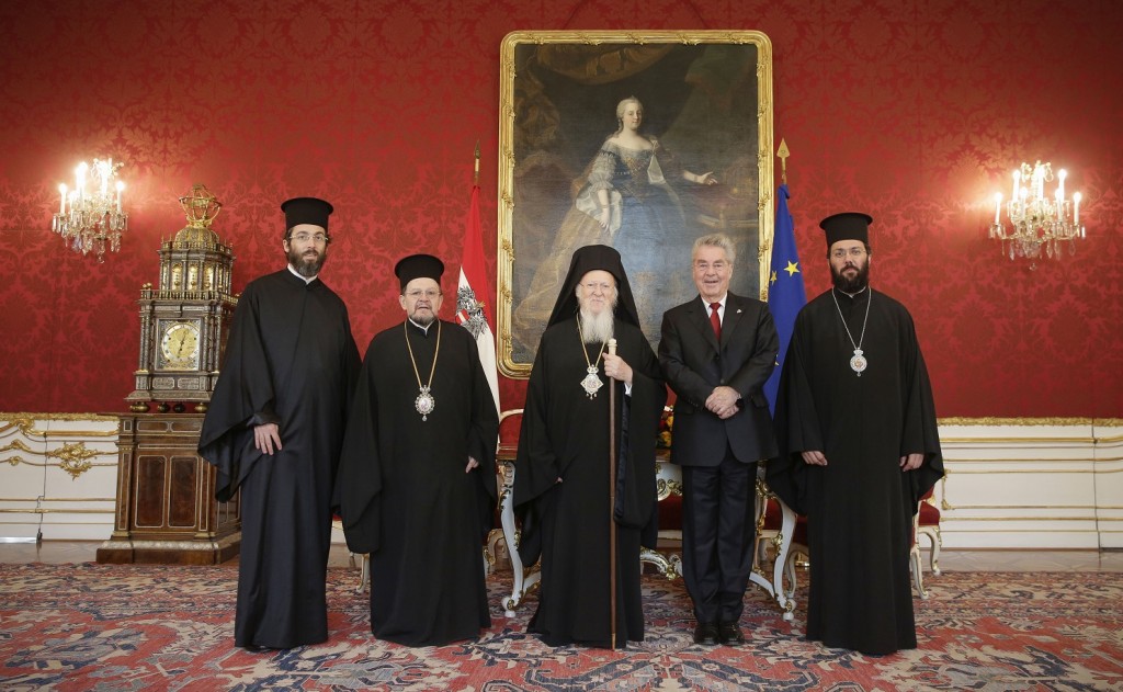 Bundespräsident Heinz Fischer empfängt am 23 04 2016 den Ökumenischen Patriarchen von Konstantinopel Bartholomaios I zu einem Gespräch in die Wiener Hofburg.