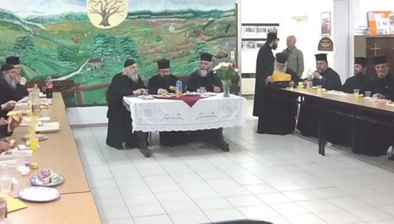 Η πρώτη Ιερατική Σύναξη στην Ι. Μ. Καρπενησίου