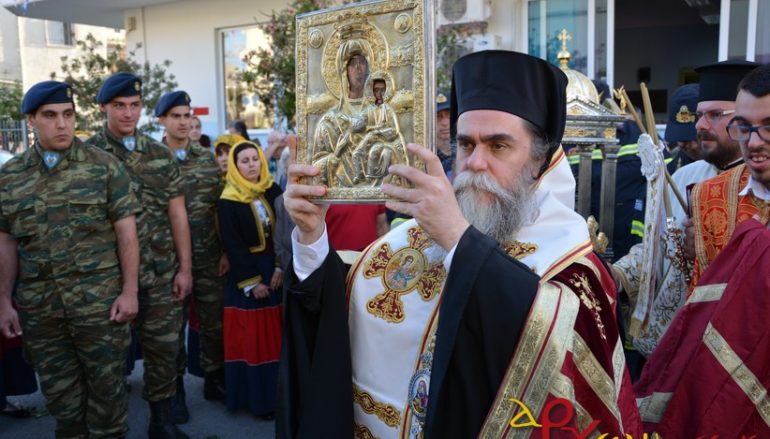 Πάνδημη υποδοχή της Παναγίας Βουλκανιώτισσας στην Καλαμάτα (ΦΩΤΟ)