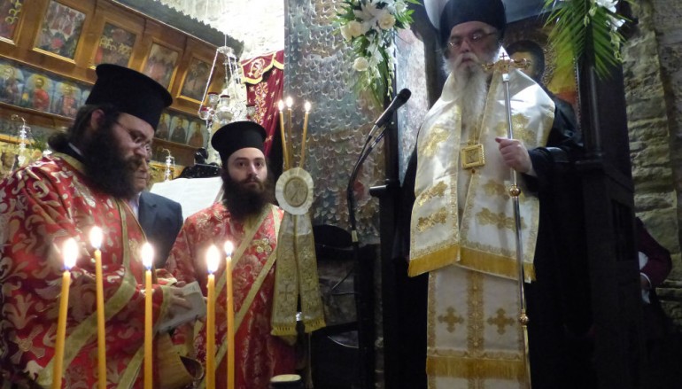 Ο Εσπερινός του Αγίου Γεωργίου του Τροπαιοφόρου στην Καστοριά (ΦΩΤΟ)