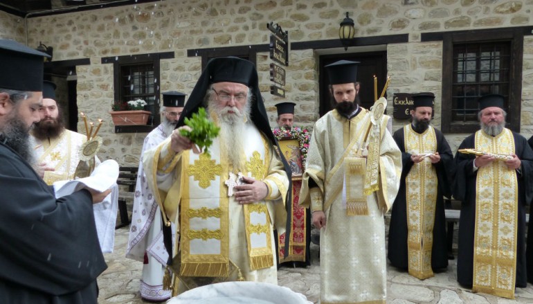 Πασχάλια Ιερατική Συνάντηση στην Ιερά Μονή Μαυριωτίσσης (ΦΩΤΟ)