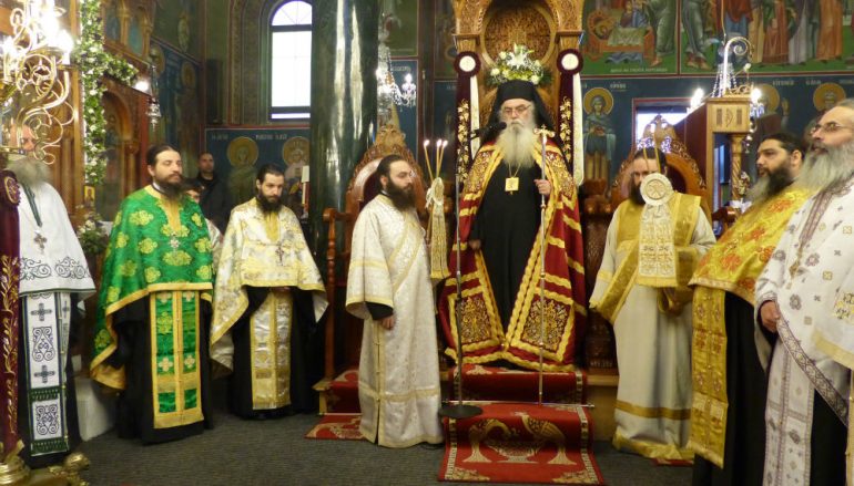 Ο Εσπερινός των Αγίων Κωνσταντίνου και Ελένης στην Καστοριά (ΦΩΤΟ)