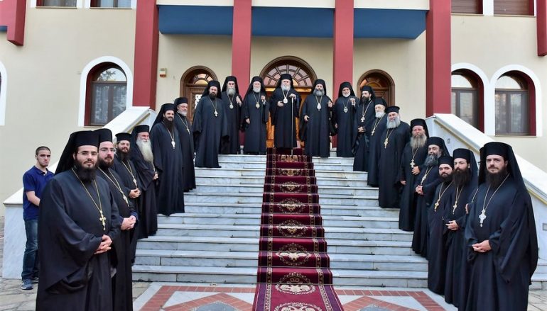 Πολυαρχιερατικός εσπερινός για την Πολιούχο του Λαγκαδά Αγία Παρασκευή (ΦΩΤΟ)