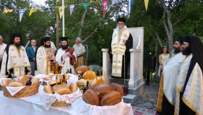 Ο εσπερινός του Προφήτου Ηλιού στην Καστοριά (ΦΩΤΟ)
