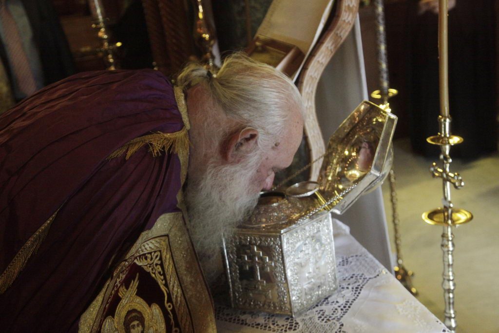 Ο Αρχιεπίσκοπος στο Μοναστήρι του Οσίου Παϊσίου---ΧΡΗΣΤΟΣ ΜΠΟΝΗΣ