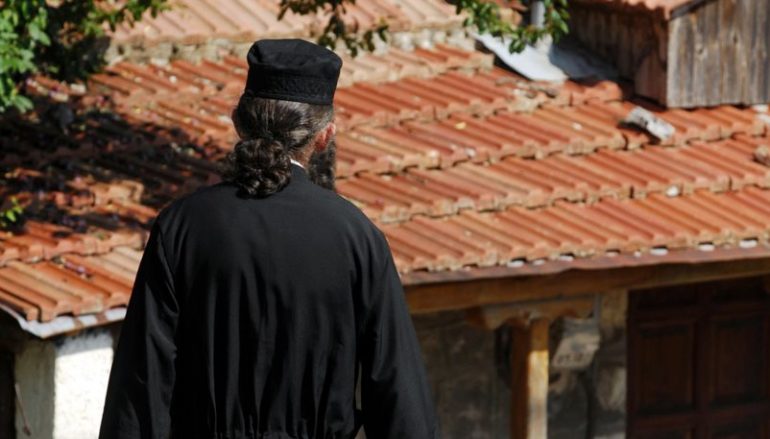 Λάρισα: Ιερέας 52 ετών «ερωτεύθηκε» 15χρονη μαθήτρια!