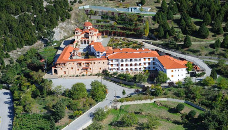 Το θαυματουργό Άγιο Μύρο της Παναγίας Μαλεβής