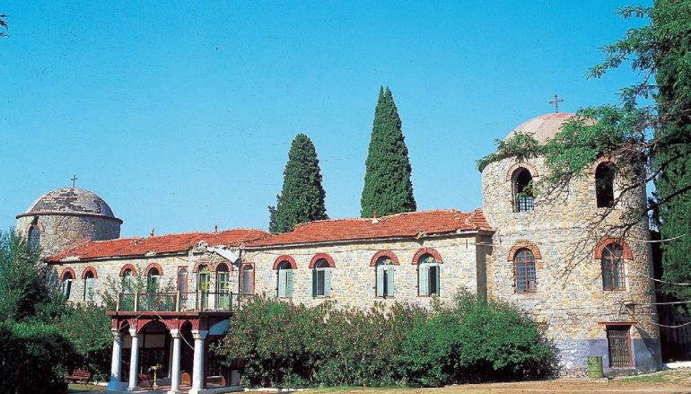 Ξεκίνησαν οι εργασίες αναστήλωσης της Παλαιάς Ιεράς Μονής Ξενιάς (ΦΩΤΟ)