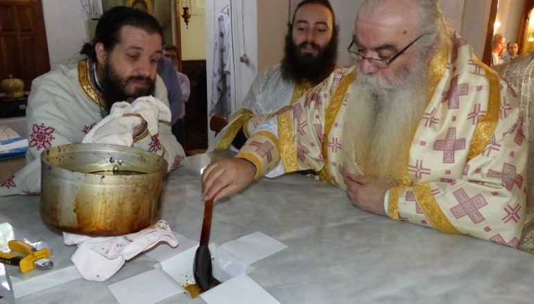 Ακολουθία επί Διασαλεύσει Αγίας Τραπέζης στον Αετό Καστοριάς (ΦΩΤΟ)