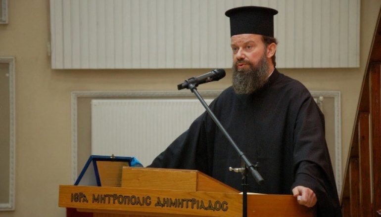 Η Εκκλησία στην κατοχή με το βλέμμα του συμβόλου της Αριστεράς
