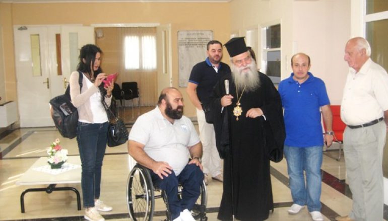 Επίσκεψη του χρυσού παραολυμπιονίκη Π. Μάμαλου στο Άσυλο Ανιάτων Σπάρτης (ΦΩΤΟ)
