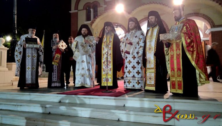 Μεθέορτος εσπερινός και λιτανεία στον Ι. Ναό Αγίου Γεωργίου Καρέα (ΦΩΤΟ)