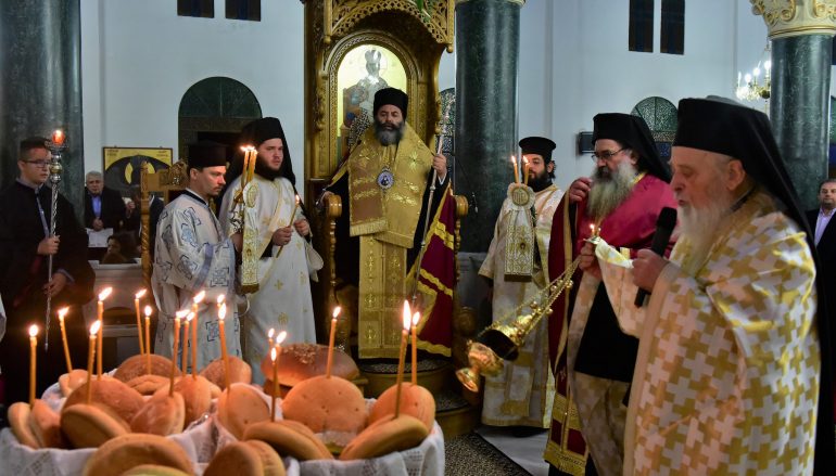 Αρχιερατικός Εσπερινός της εορτής του Αγίου Νεκταρίου στην Ι. Μ. Λαγκαδά (ΦΩΤΟ)