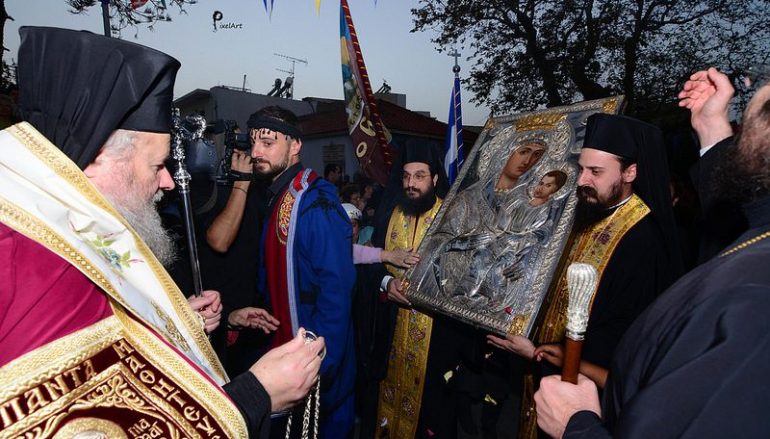 Λαμπρή υποδοχή της Παναγίας Ξενιάς στα Χανιά (ΦΩΤΟ)