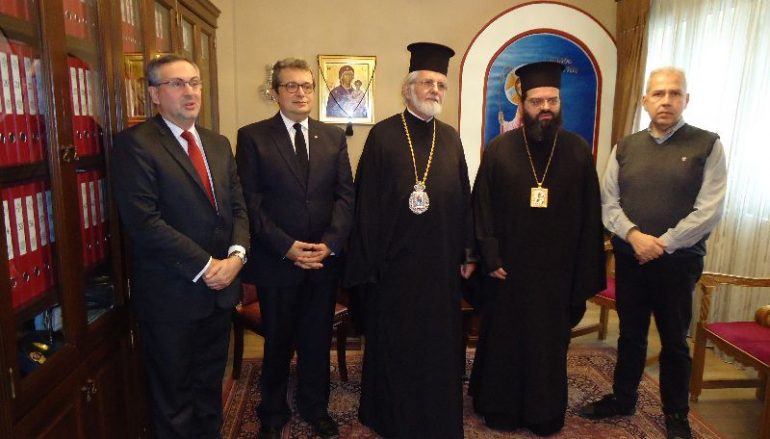 Ο Μητροπολίτης Πριγκηποννήσων στον Μητροπολίτη Μαρωνείας (ΦΩΤΟ)