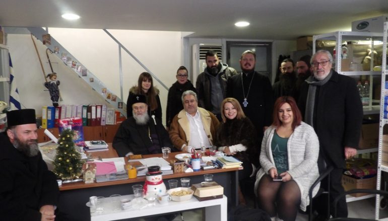 Ο Εμπορικός Σύλλογος Κορίνθου ενισχύει το φιλανθρωπικό έργο της εκκλησίας (ΦΩΤΟ)