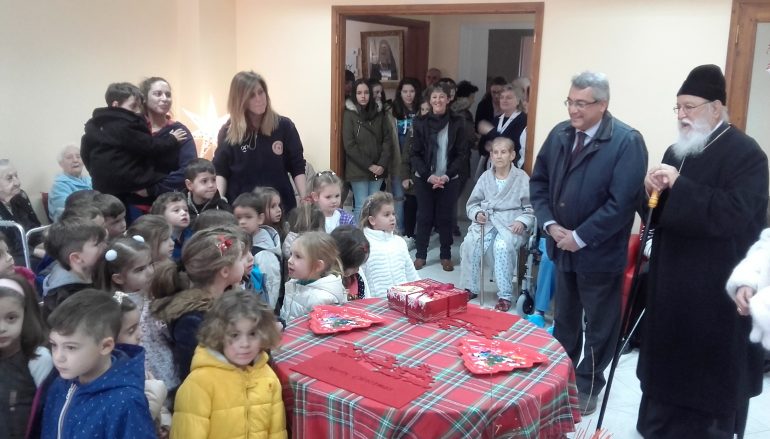 Επίσκεψη αγάπης από τα παιδιά του Παιδικού Σταθμού της Ι. Μ. Μαντινείας (ΦΩΤΟ)