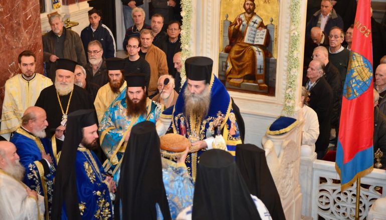Αρχιερατικός εσπερινός στον Άγιο Νικόλαο Πειραιά (ΦΩΤΟ)