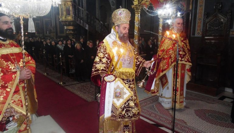 Η Θεία Λειτουργία των Χριστουγέννων στην Ι. Μ. Θεσσαλιώτιδος (ΦΩΤΟ)