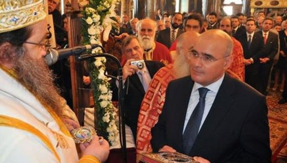 Ο αναγνώστης Στρατηγός και ο ιεροψάλτης Διευθυντής