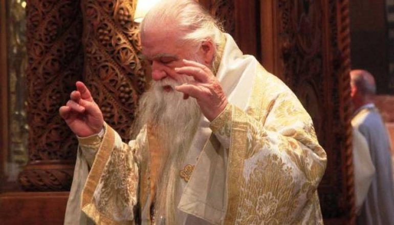 Μητροπολίτης Καλαβρύτων: “Η Ελλάδα μας, χάνεται!”