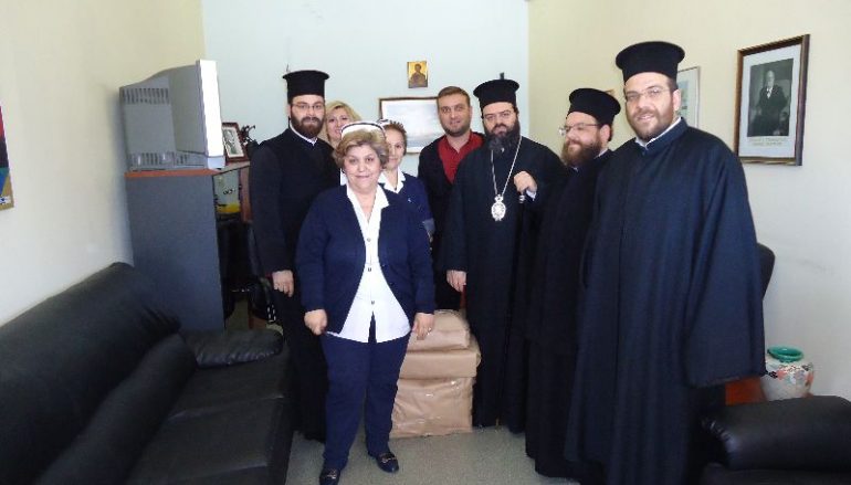 Η Ι. Μ. Μαρωνείας προσέφερε κλινοσκεπάσματα στο Νοσοκομείο Κομοτηνής