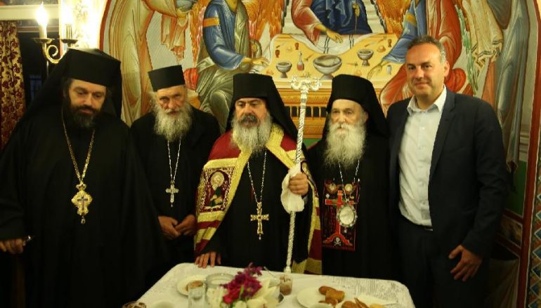 Ενθρόνιση νέου Ηγουμένου στην Ι. Μ. Γλυφάδας (ΦΩΤΟ)