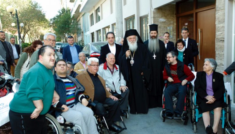 Αρχιεπίσκοπος: «Δίνετε παράδειγμα και δύναμη στο λαό μας να παλέψει» (ΦΩΤΟ)