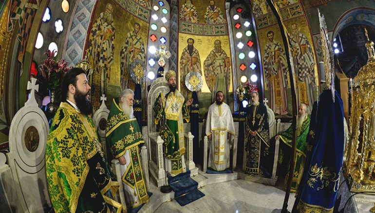 Η Κυριακή της Σταυροπροσκυνήσεως στην Ι. Μ. Νέας Ιωνίας (ΦΩΤΟ)