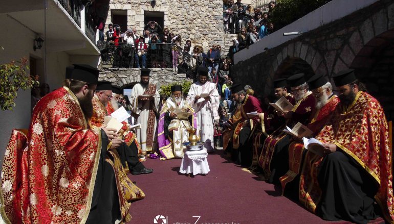 Η τελετή του Νιπτήρος στην Ι. Μονή Αγ. Νικολάου Βαρσών (ΦΩΤΟ)
