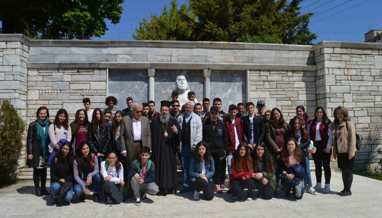 Επίσκεψη Γυμνασίου Νεαπόλεως στο Μητροπολίτη Δράμας (ΦΩΤΟ)