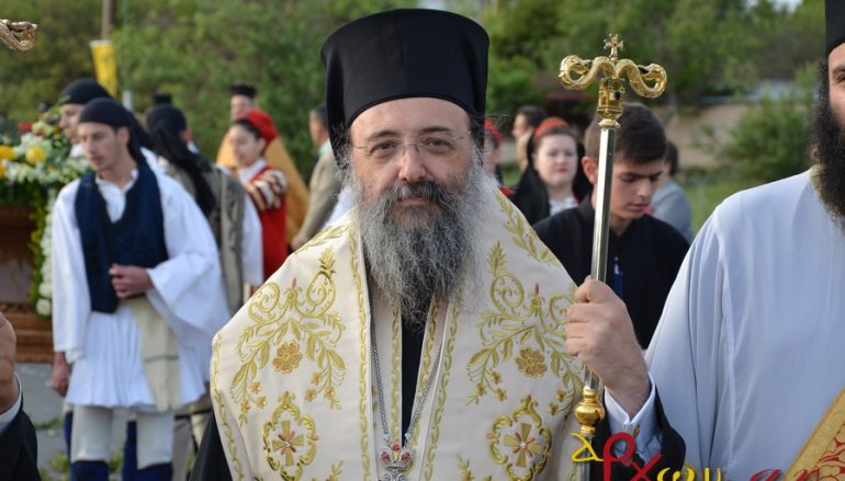 Ο Μητροπολίτης Πατρών αποστομώνει τον Μπαλαούρα για το Άγιο Φως