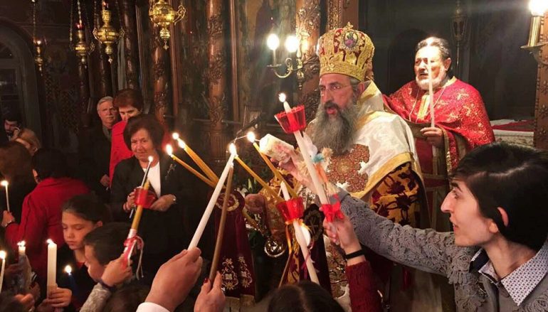 Ανάσταση και Εσπερινός της Αγάπης στην Ι. Μητρόπολη Ρεθύμνης (ΦΩΤΟ)
