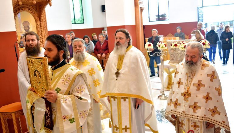 Θεία Λειτουργία στον ανακαινισθέντα Ι. Ν. Νεομάρτυρα Παύλου Τρίπολης (ΦΩΤΟ)