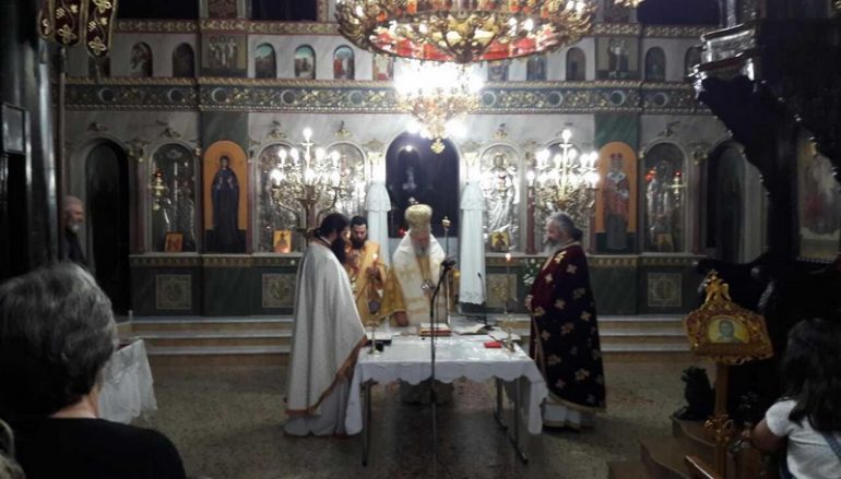 Αγρυπνία για τους μαθητές από τον Μητροπολίτη Χαλκίδος (ΦΩΤΟ)