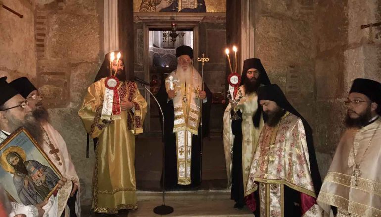Μητροπολίτης Θηβών: “Τα Λείψανα αποτελούν απόδειξη της Αναστάσεως” (ΦΩΤΟ)