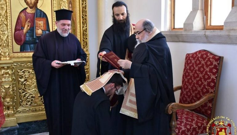 Κουρά μοναχού στο Πατριαρχείο Ιεροσολύμων (ΦΩΤΟ)
