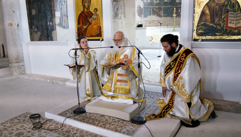 Η εορτή της Πεντηκοστής στην Ι. Μητρόπολη Βεροίας (ΦΩΤΟ)