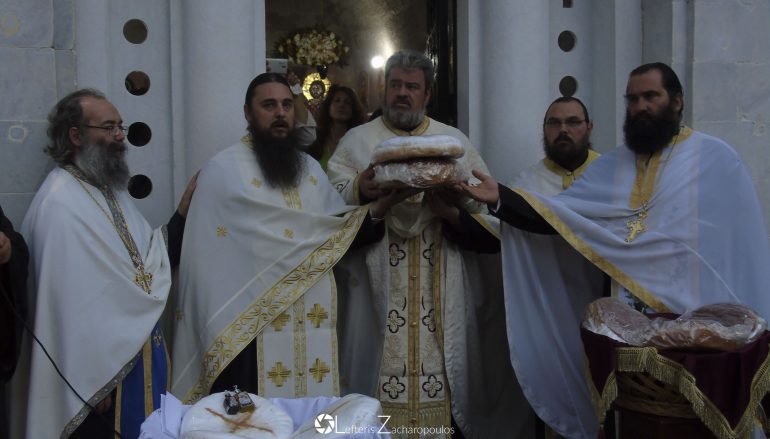 Εσπερινός της Οσίας Μακρίνης στην Ι. Μ. Μαντινείας (ΦΩΤΟ)
