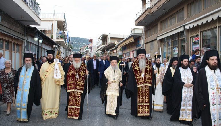 Κορυφώθηκαν οι λατρευτικές εκδηλώσεις για τον Άγιο Κοσμά στο Θέρμο (ΦΩΤΟ)