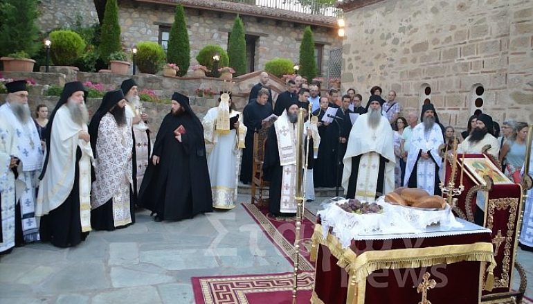 Πανηγυρικός εσπερινός της Ι. Μονής Μεγάλου Μετεώρου (ΦΩΤΟ)