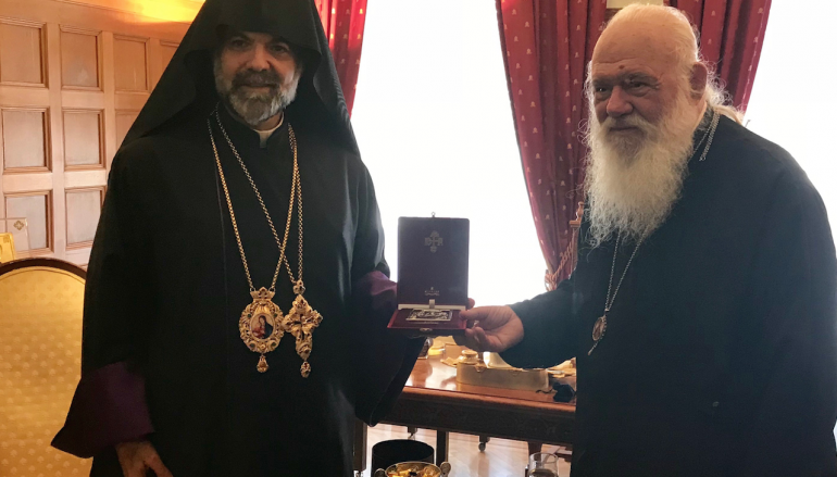 Στον Αρχιεπίσκοπο Ιερώνυμο o Μητροπολίτης Ορθοδόξων Αρμενίων (ΦΩΤΟ)