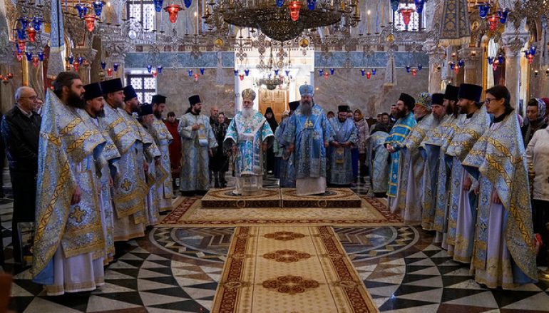 Αρχιερατικό Συλλείτουργο στην Ι. Μονή Νοβοτιχβινσκι Αικατερίνμπουργκ (ΦΩΤΟ)