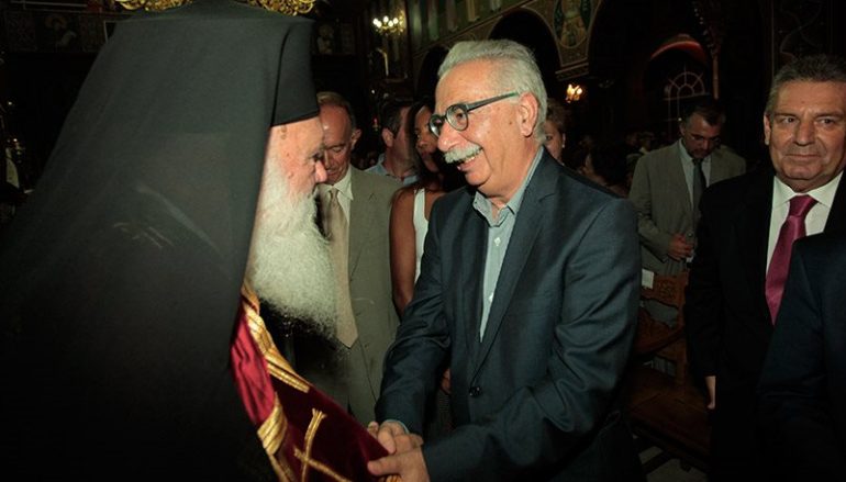 Οργή Ιερώνυμου για τη Συριζαία που πέταξε την εικόνα – Γαβρόγλου: “Το ψάχναμε”